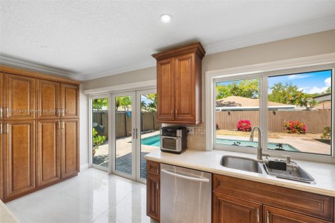 Casa en venta en Hollywood, Florida, 3 dormitorios, 157.47 m2 № 1704409 - foto 8
