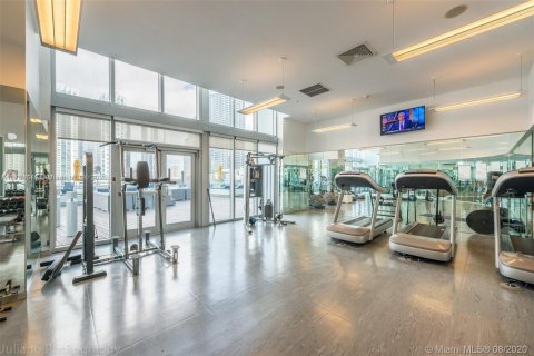 Condo in Miami, Florida, 2 bedrooms  № 1712982 - photo 22