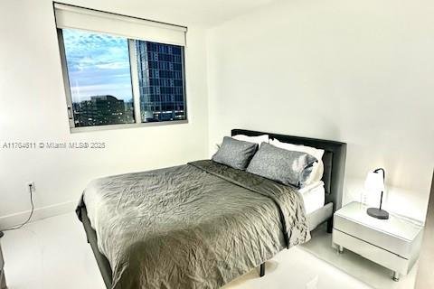 Condo in Miami, Florida, 2 bedrooms  № 1712982 - photo 13