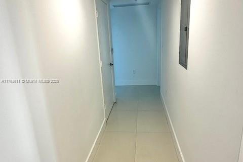 Condo in Miami, Florida, 2 bedrooms  № 1712982 - photo 10
