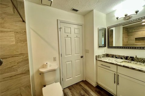 Casa en alquiler en New Port Richey, Florida, 3 dormitorios, 179.3 m2 № 1916446 - foto 25