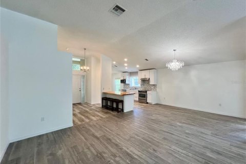 Casa en alquiler en New Port Richey, Florida, 3 dormitorios, 179.3 m2 № 1916446 - foto 12