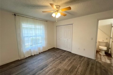 Casa en alquiler en New Port Richey, Florida, 3 dormitorios, 179.3 m2 № 1916446 - foto 23