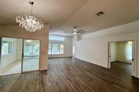 Casa en alquiler en New Port Richey, Florida, 3 dormitorios, 179.3 m2 № 1916446 - foto 6