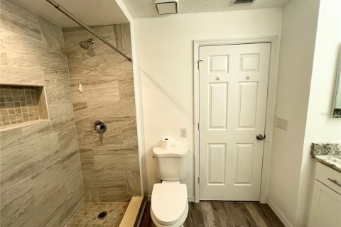 Casa en alquiler en New Port Richey, Florida, 3 dormitorios, 179.3 m2 № 1916446 - foto 21