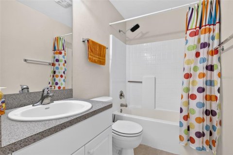 Villa ou maison à vendre à Cape Coral, Floride: 3 chambres, 186.36 m2 № 2398751 - photo 25