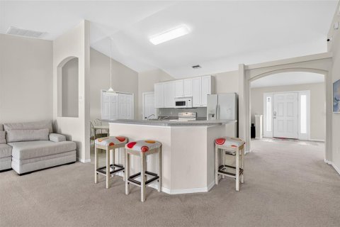 Villa ou maison à vendre à Cape Coral, Floride: 3 chambres, 186.36 m2 № 2398751 - photo 7