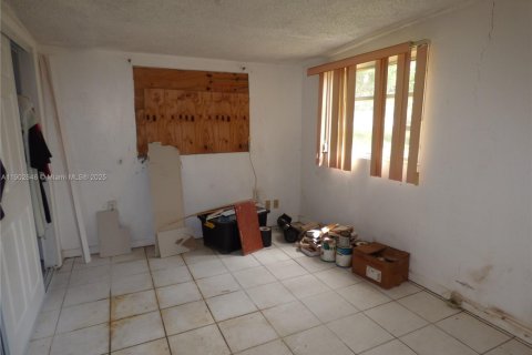 Villa ou maison à vendre à Miami, Floride: 4 chambres, 96.43 m2 № 2081790 - photo 6