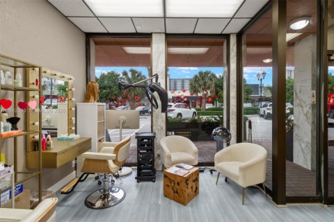 Immobilier commercial à vendre à Fort Lauderdale, Floride № 2025745 - photo 11