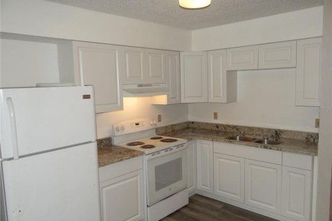 Apartment in Tampa, Florida 3 bedrooms, 158.86 sq.m. № 1798110 - photo 4