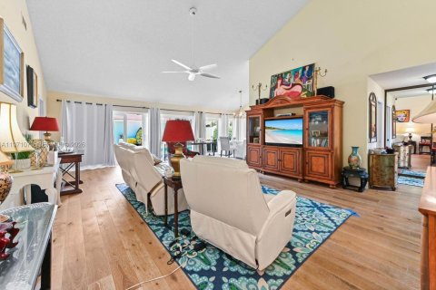 Casa en venta en Jupiter, Florida, 3 dormitorios, 175.49 m2 № 2034109 - foto 6