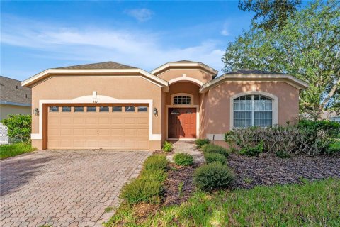 Villa ou maison à Davenport, Floride 4 chambres, 180.04 m2 № 2399044