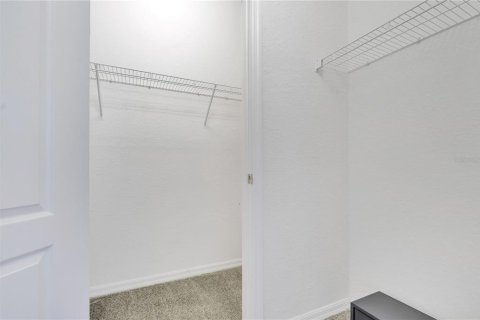 Villa ou maison à vendre à Davenport, Floride: 4 chambres, 180.04 m2 № 2399044 - photo 15