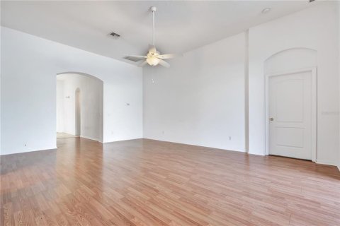 Villa ou maison à vendre à Davenport, Floride: 4 chambres, 180.04 m2 № 2399044 - photo 7