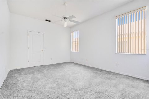 Villa ou maison à vendre à Davenport, Floride: 4 chambres, 180.04 m2 № 2399044 - photo 13