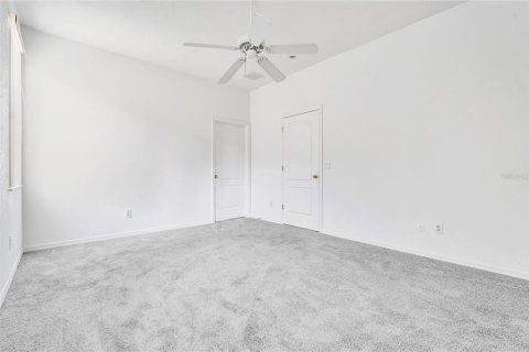 Villa ou maison à vendre à Davenport, Floride: 4 chambres, 180.04 m2 № 2399044 - photo 14