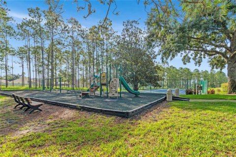 Villa ou maison à vendre à Davenport, Floride: 4 chambres, 180.04 m2 № 2399044 - photo 29