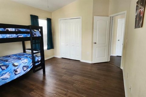 Condominio en venta en Saint Cloud, Florida, 2 dormitorios, 122.26 m2 № 1807200 - foto 18