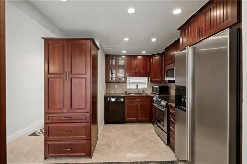 Copropriété à vendre à Pembroke Pines, Floride: 2 chambres, 108.7 m2 № 2082725 - photo 10
