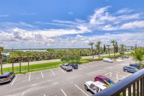 Condominio en venta en New Smyrna Beach, Florida, 3 dormitorios, 130.99 m2 № 1765941 - foto 30