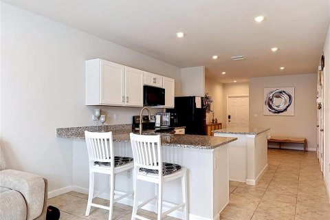 Townhouse in Bradenton, Florida 3 bedrooms, 132.94 sq.m. № 2152221 - photo 16