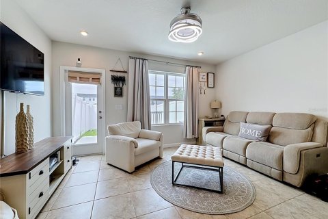 Townhouse in Bradenton, Florida 3 bedrooms, 132.94 sq.m. № 2152221 - photo 21