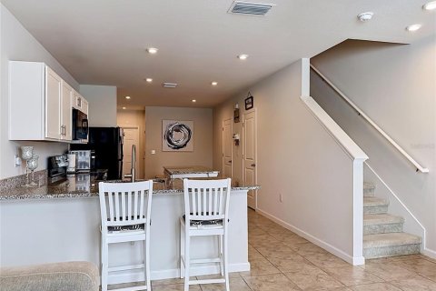 Townhouse in Bradenton, Florida 3 bedrooms, 132.94 sq.m. № 2152221 - photo 15