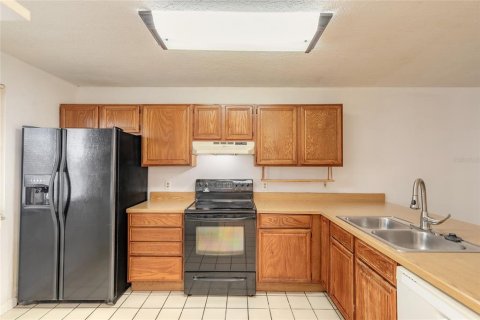 Touwnhouse à vendre à Port Orange, Floride: 2 chambres, 123.37 m2 № 2112027 - photo 2