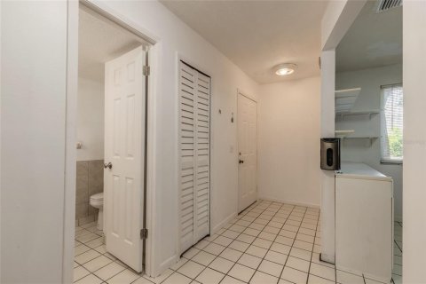 Touwnhouse à vendre à Port Orange, Floride: 2 chambres, 123.37 m2 № 2112027 - photo 9