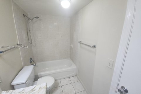 Condominio en venta en West Palm Beach, Florida, 1 dormitorio, 58.06 m2 № 2035334 - foto 8