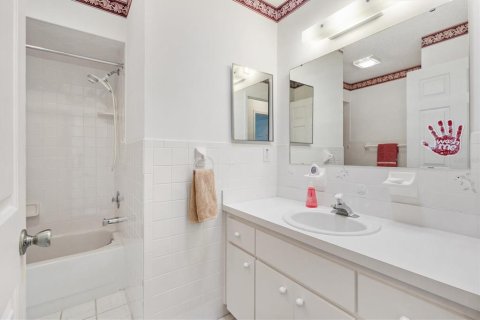 Villa ou maison à vendre à Summerfield, Floride: 2 chambres, 147.71 m2 № 2353501 - photo 18