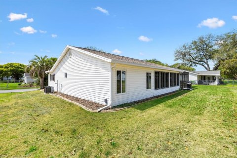 Villa ou maison à vendre à Summerfield, Floride: 2 chambres, 147.71 m2 № 2353501 - photo 27