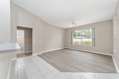Villa ou maison à louer à Ocala, Floride: 3 chambres, 175.96 m2 № 2101727 - photo 5