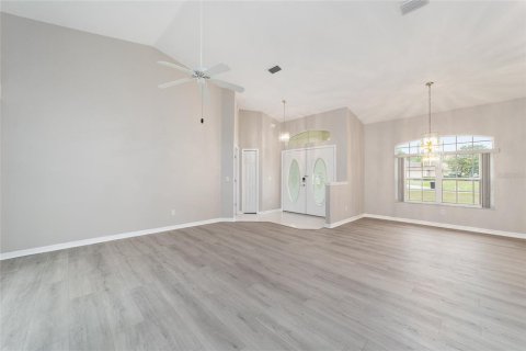 Villa ou maison à louer à Ocala, Floride: 3 chambres, 175.96 m2 № 2101727 - photo 4