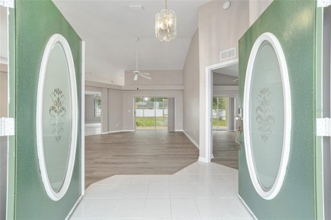 Villa ou maison à louer à Ocala, Floride: 3 chambres, 175.96 m2 № 2101727 - photo 2