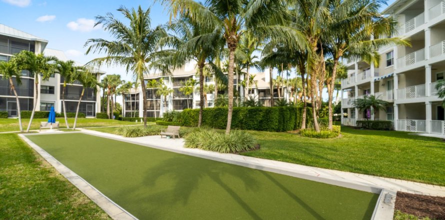 Condo in Juno Beach, Florida, 2 bedrooms  № 994347