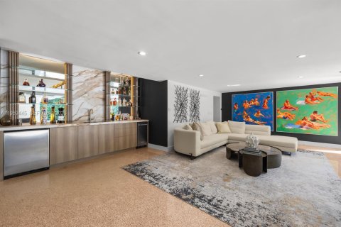 House in Miami, Florida 2 bedrooms, 277.59 sq.m. № 2020096 - photo 6