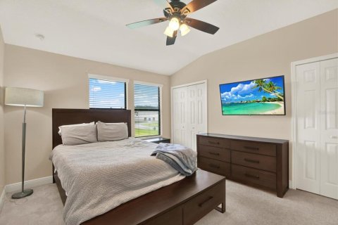 Townhouse in Tampa, Florida 2 bedrooms, 151.62 sq.m. № 1913175 - photo 13