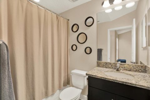 Townhouse in Tampa, Florida 2 bedrooms, 151.62 sq.m. № 1913175 - photo 12