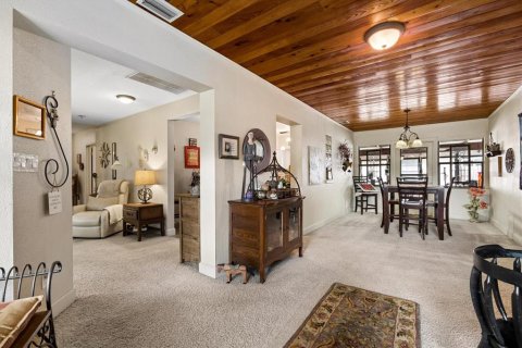House in Clearwater, Florida 3 bedrooms, 188.03 sq.m. № 2395825 - photo 6
