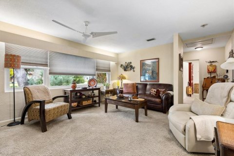 House in Clearwater, Florida 3 bedrooms, 188.03 sq.m. № 2395825 - photo 7
