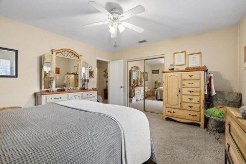 House in Clearwater, Florida 3 bedrooms, 188.03 sq.m. № 2395825 - photo 19