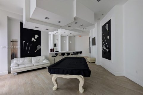 Купить кондоминиум в Майами, Флорида 3 спальни, 128.67м2, № 2085570 - фото 22
