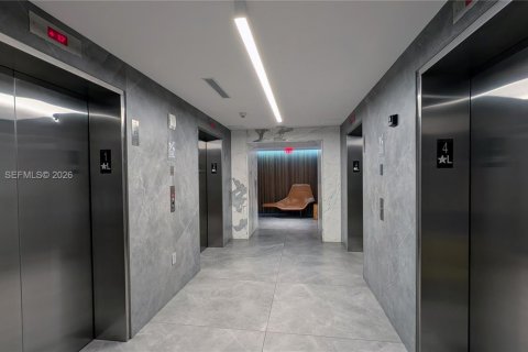Купить кондоминиум в Майами, Флорида 3 спальни, 128.67м2, № 2085570 - фото 26