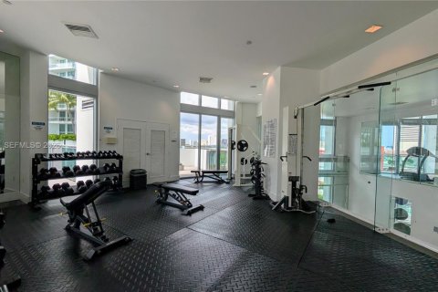 Купить кондоминиум в Майами, Флорида 3 спальни, 128.67м2, № 2085570 - фото 16