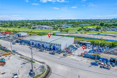Immobilier commercial à vendre à Opa-locka, Floride № 1951188 - photo 5
