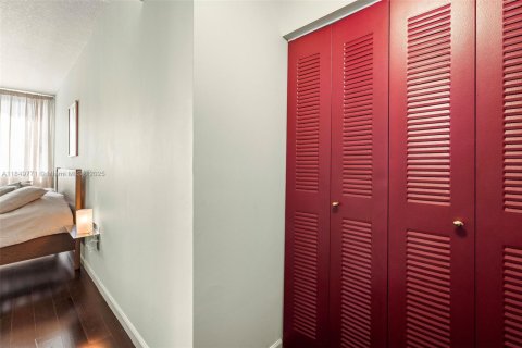 Condominio en venta en Miami, Florida, 1 dormitorio, 79.06 m2 № 1855115 - foto 24