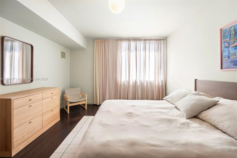 Condominio en venta en Miami, Florida, 1 dormitorio, 79.06 m2 № 1855115 - foto 6
