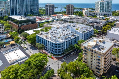 Condominio en venta en Miami, Florida, 1 dormitorio, 79.06 m2 № 1855115 - foto 26