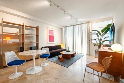 Condominio en venta en Miami, Florida, 1 dormitorio, 79.06 m2 № 1855115 - foto 14